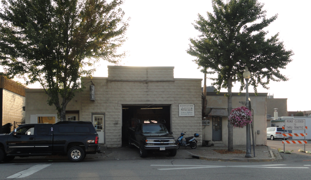 McGovern's Garage (September 2017)